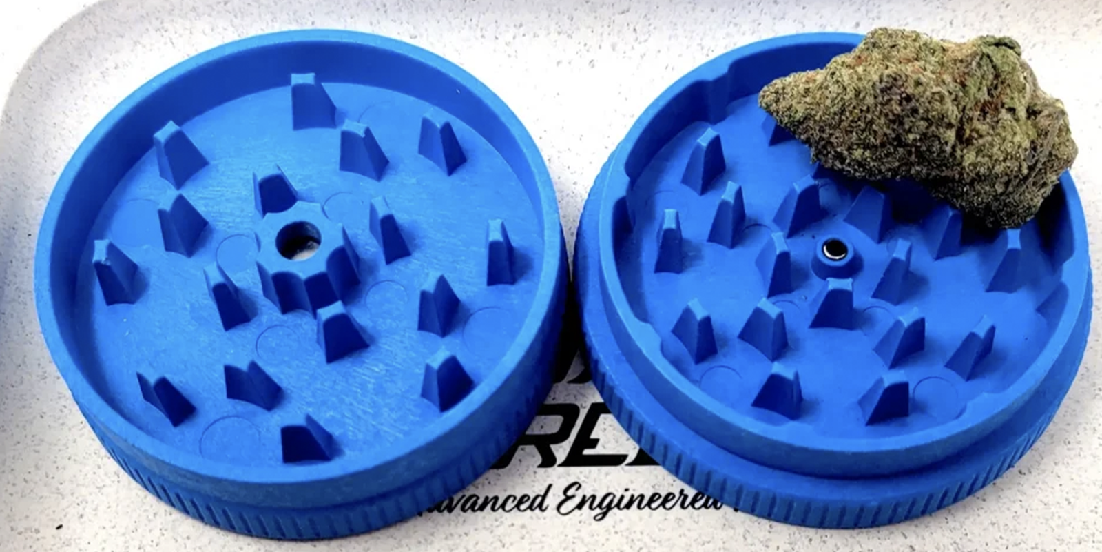 Why Smokers Love the Hemp 2-Piece Santa Cruz